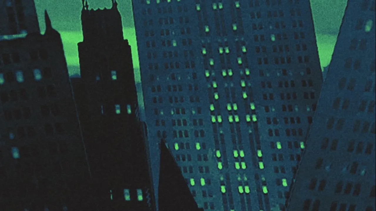Deadlock’s green-lit city skyline at night